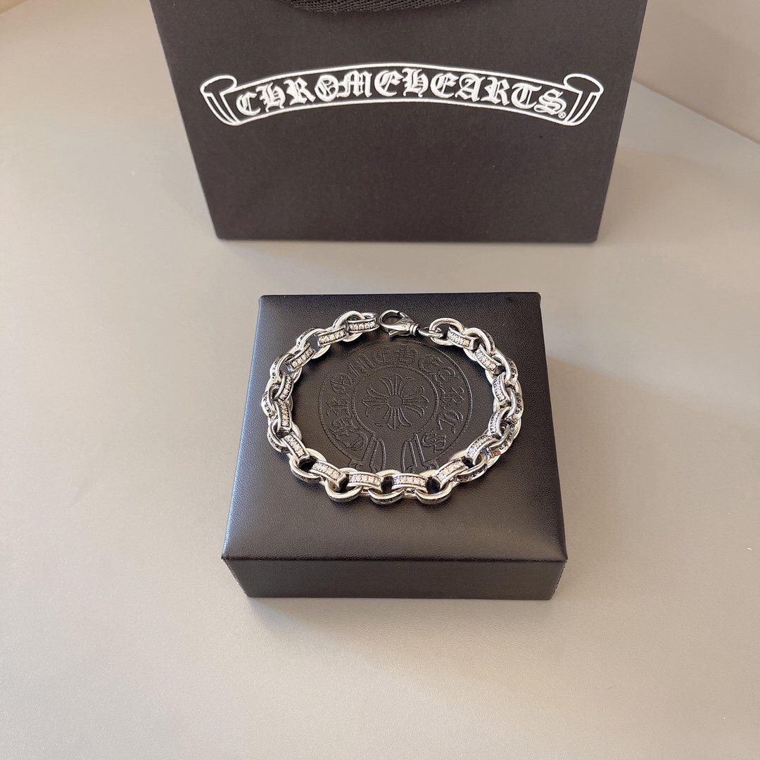 NO:111118,Large letter cross with diamond couple bracelet Japanese and Korean trendy versatile male and female student forest series, jewelry boutique, bracelet19860909大号 字母十字架带钻情侣手链日韩潮流百搭男女学生森系,饰品精品,bracelet,Jewelry