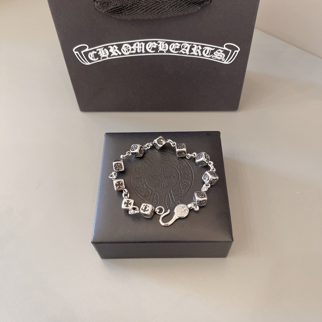 NO:111126,The latest model of Croxin, the counter hit, the manufacturer's direct sales price, the original one-to-one reproduction, Croxin bracelet, jewelry boutique, chrome hearts, bracelet19860909克罗心最新款 专柜爆款 厂家直销价 原版一比一复刻 克罗心手链,饰品精品,chrome hearts,bracelet,Jewelry