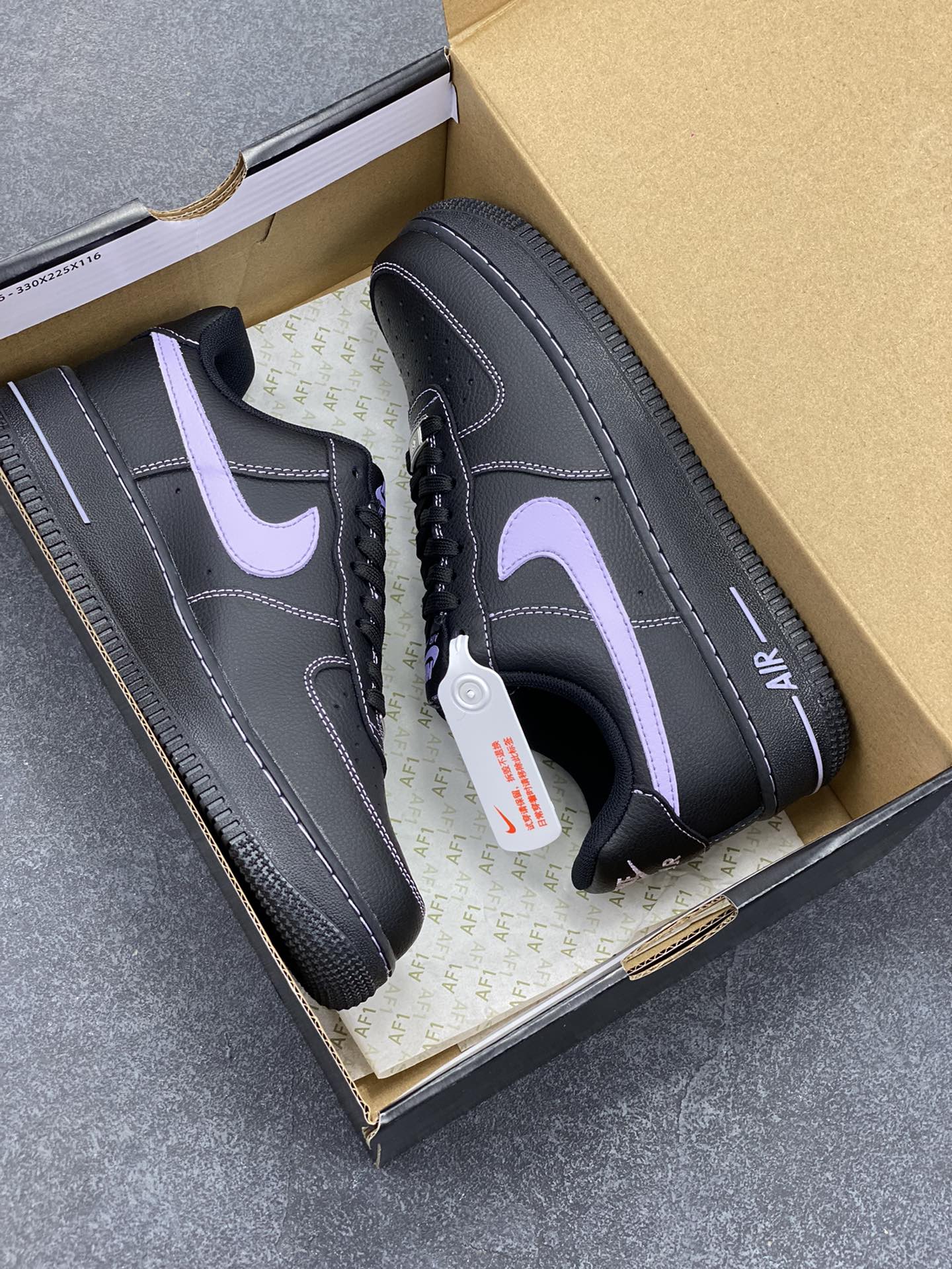 图片[9]-Nike Air Force 1 Low 蒂芙尼 原楦头原纸板 打造纯正空军版型 专注外贸渠道 全掌内置蜂窝气垫 原盒配件 原厂中底钢印、拉帮完美 货号：HQ2037-002 尺码：36 36.5 37.5 38 38.5 39 40 40.5 41 42 42.5 43 44 44.5 45-选品中心