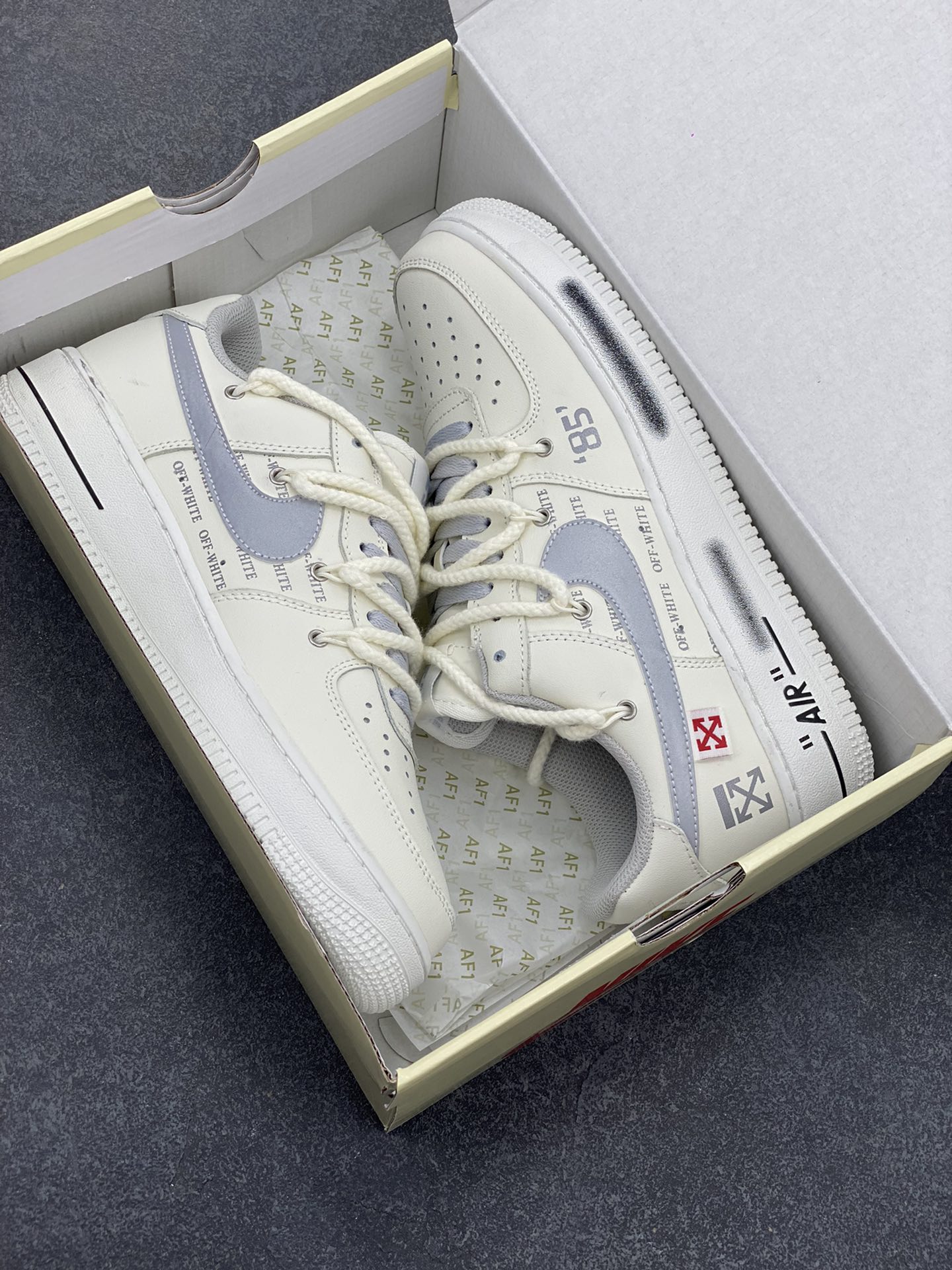 图片[9]-Nike Air Force 1 Low 07 x OFF-WHITE 原楦头原纸板 打造纯正低帮空军版型 专注外贸渠道 全掌内置蜂窝气垫 原盒配件 原厂中底钢印、拉帮完美 货号：TX-589633 尺码：36 36.5 37.5 38 38.5 39 40 40.5 41 42 42.5 43 44 44.5 45-选品中心