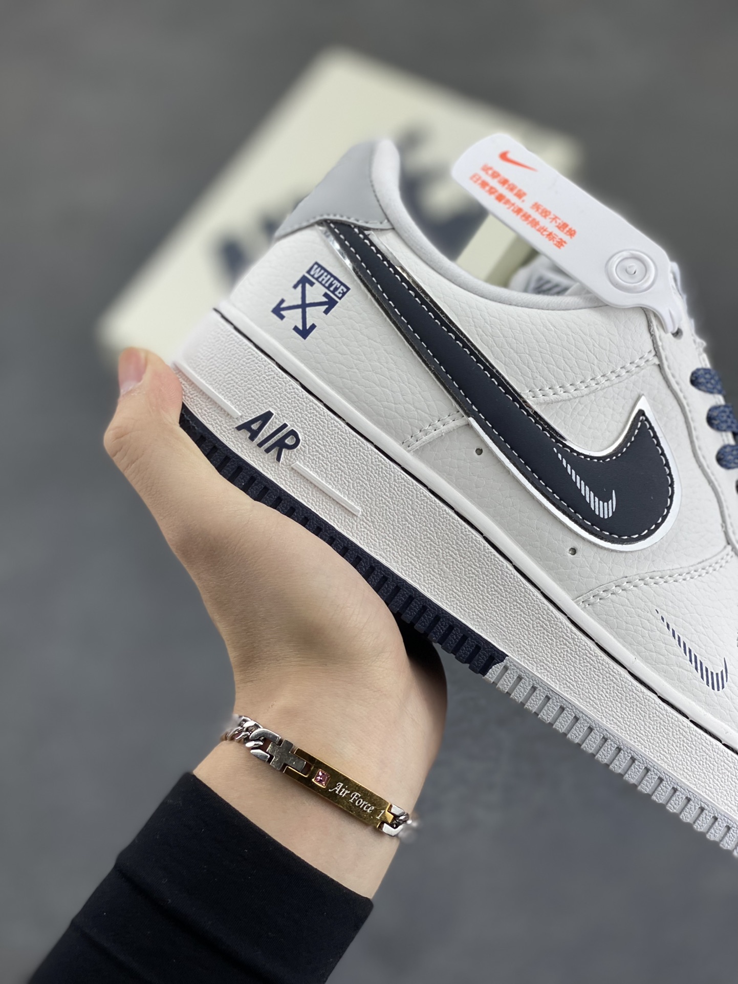 图片[6]-NIke Air Force 1 \’07 Low “OFF-WHITE联名”空军一号 低帮 运动鞋 休闲鞋 折边针车 工艺难度大 原楦头原纸板 原装鞋盒 定制五金配件 内置全掌气垫 原厂鞋底 货号：DQ6628-158 尺码：36 36.5 37.5 38 38.5 39 40 40.5 41 42 42.5 43 44 44.5 45-选品中心