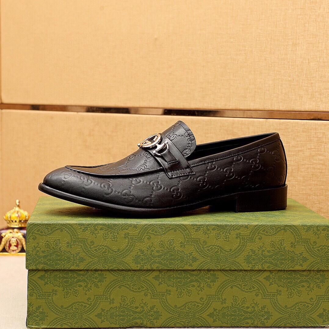 Gucci Men's Leather Loafers with Iconic GG Buckle - Sizes 39-44 Available 5 i1744862952 7198 3