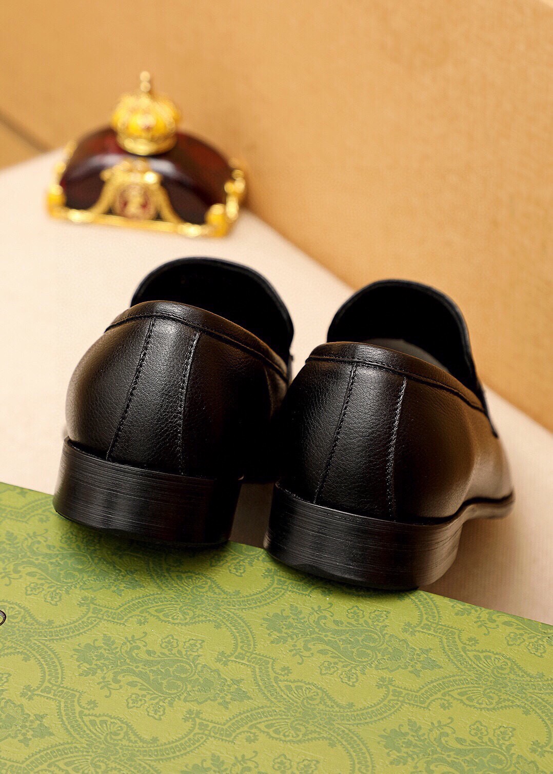 Gucci Men's Black Leather Loafers with Signature Hardware, Size 39-44 9 i1744863030 1058 7