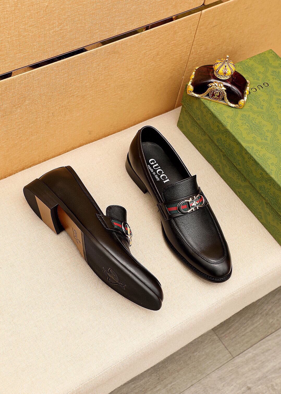 Gucci Men's Black Leather Loafers with Signature Hardware, Size 39-44 4 i1744863030 7329 2
