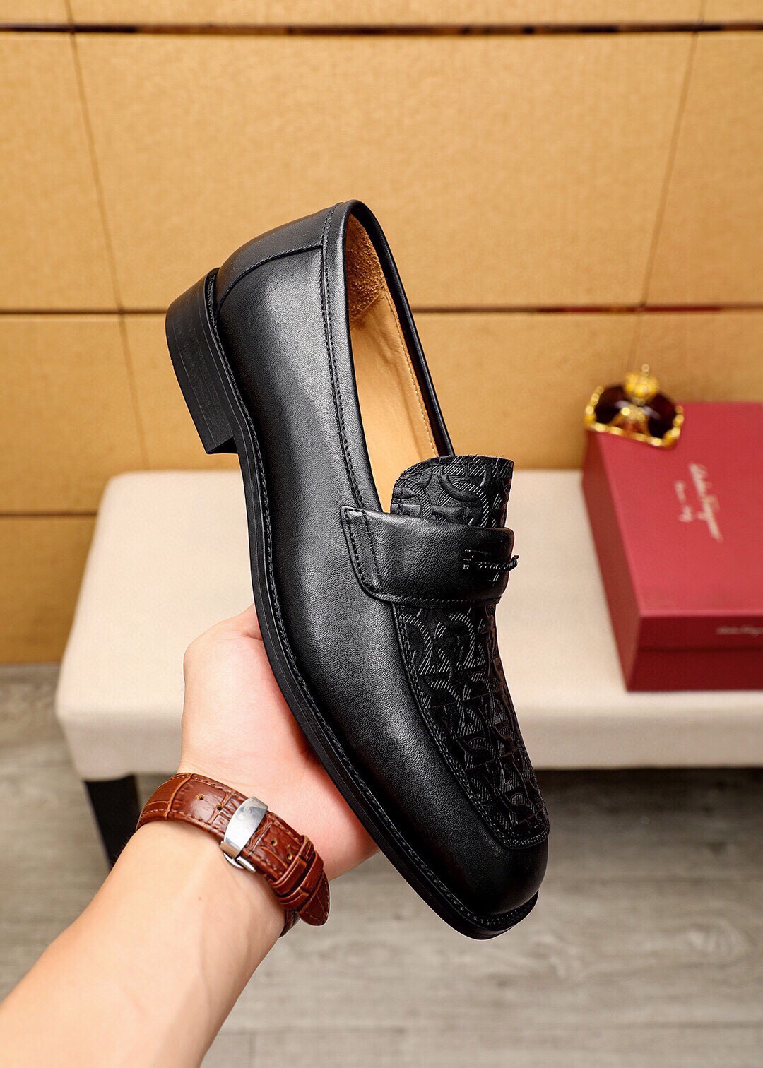 Salvatore Ferragamo Men's Leather Loafers with Embossed Gancini Pattern 5 i1744863072 6590 3