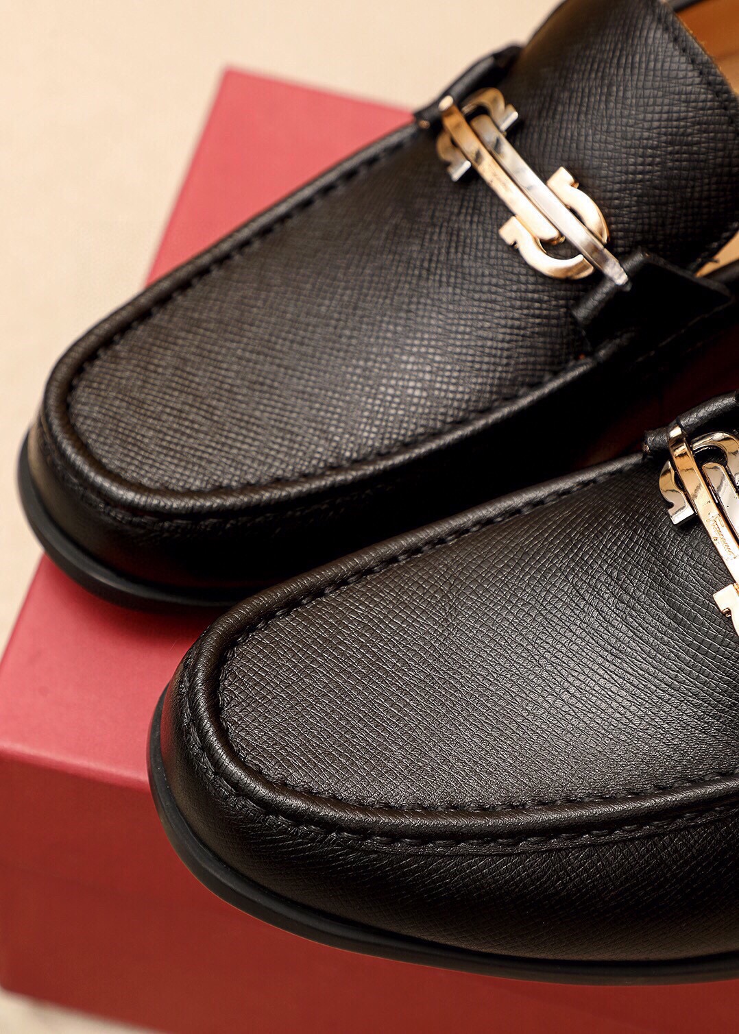 Salvatore Ferragamo Men's Black Leather Loafers with Silver Buckle 9 i1744863126 7851 7