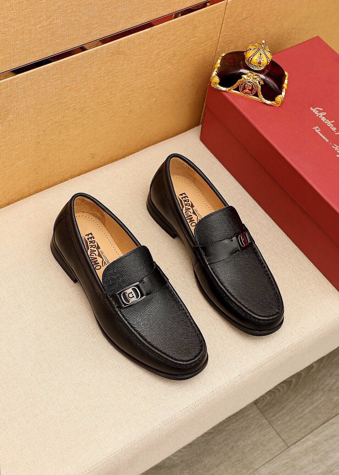Salvatore Ferragamo Men's Leather Loafers with Metal Buckle Detail 2 i1744863257 5937 0