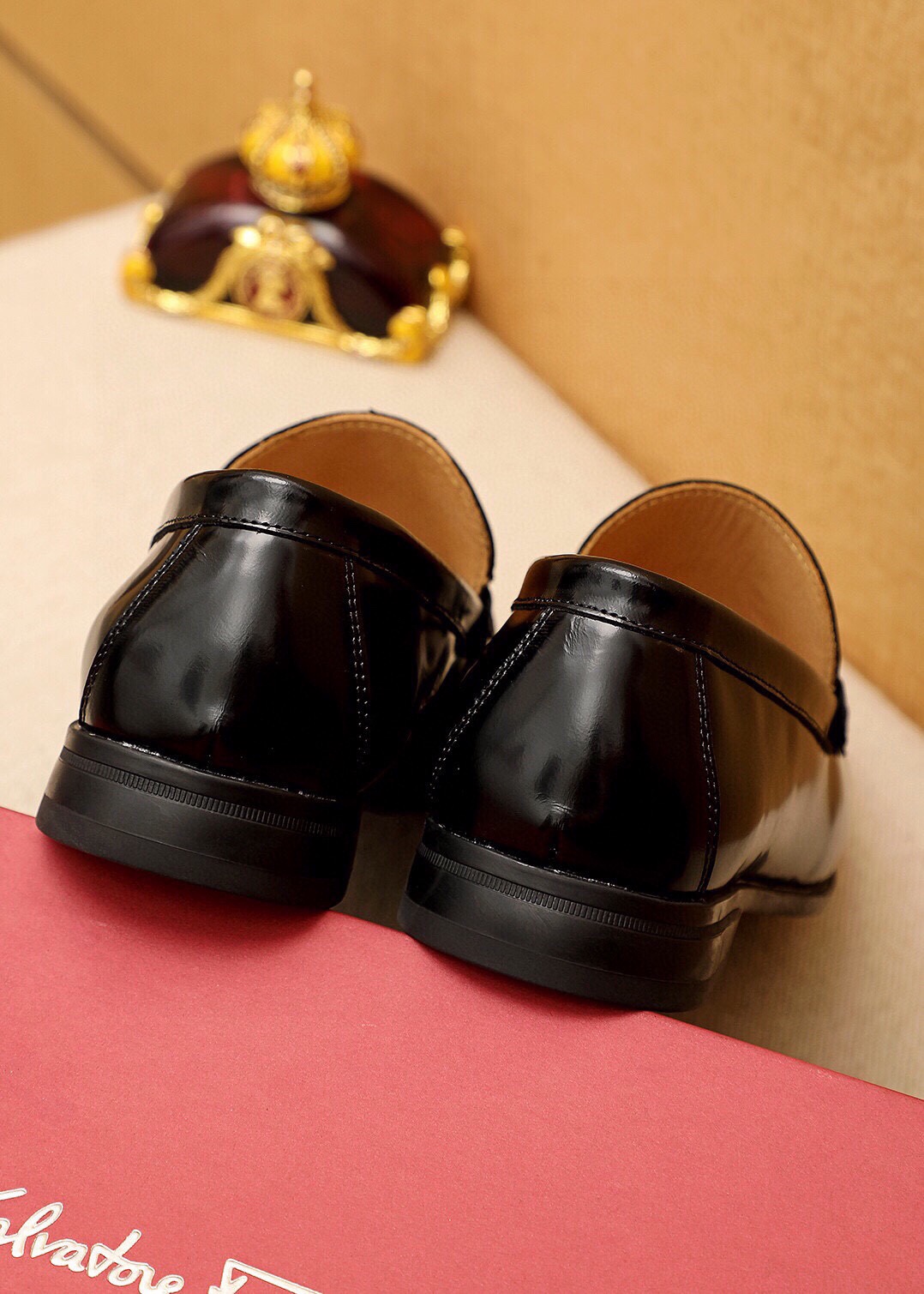 Salvatore Ferragamo Men's Black Leather Loafers with Metal Buckle 7 i1744863295 3769 5