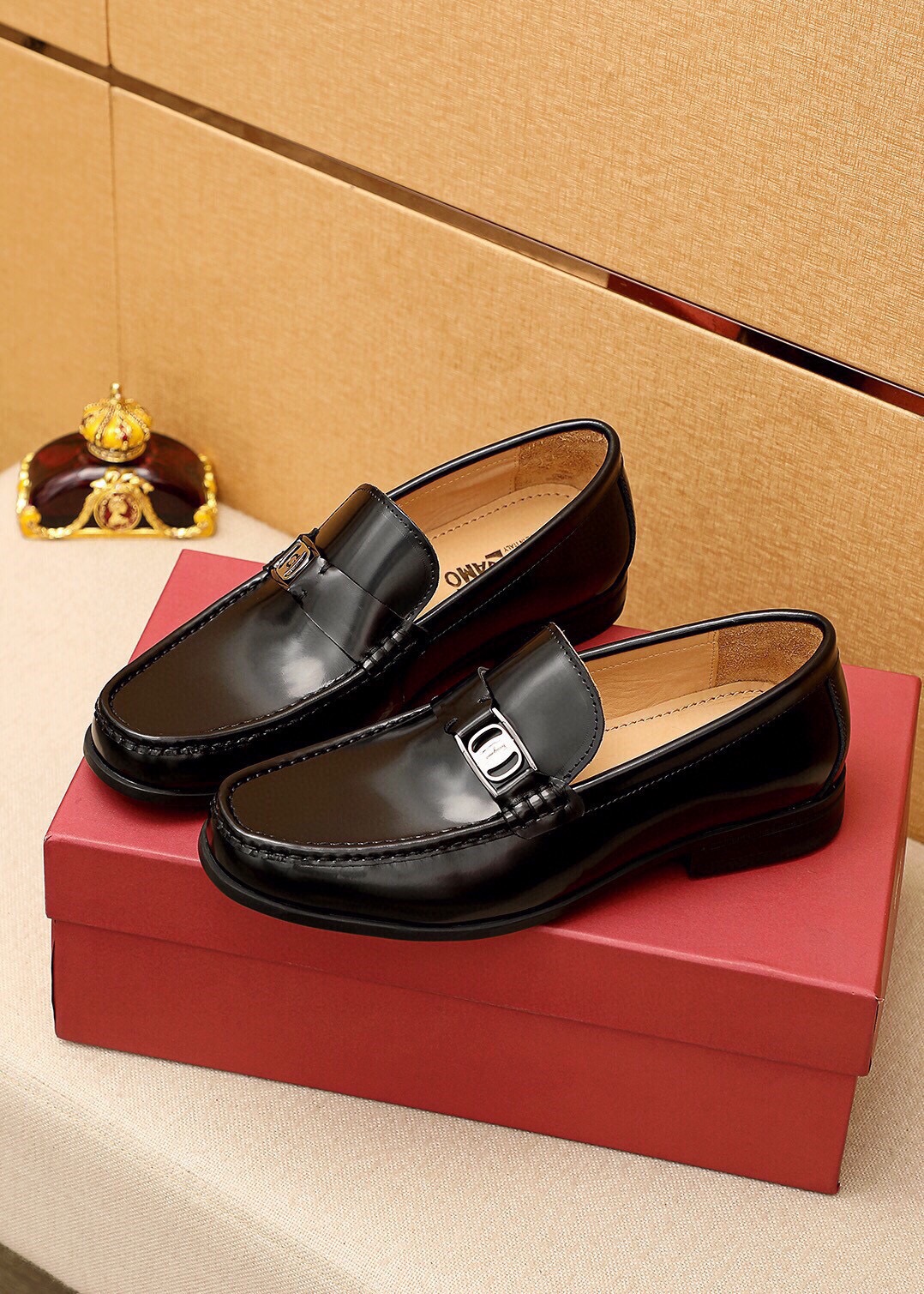 Salvatore Ferragamo Men's Black Leather Loafers with Metal Buckle 3 i1744863295 7228 1