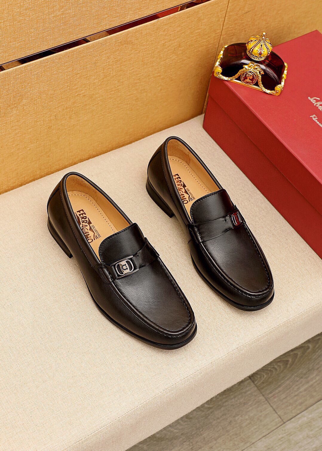 Ferragamo Men's Leather Loafers, Classic Buckle Detail, Sizes 38-44 2 i1744863341 6850 0