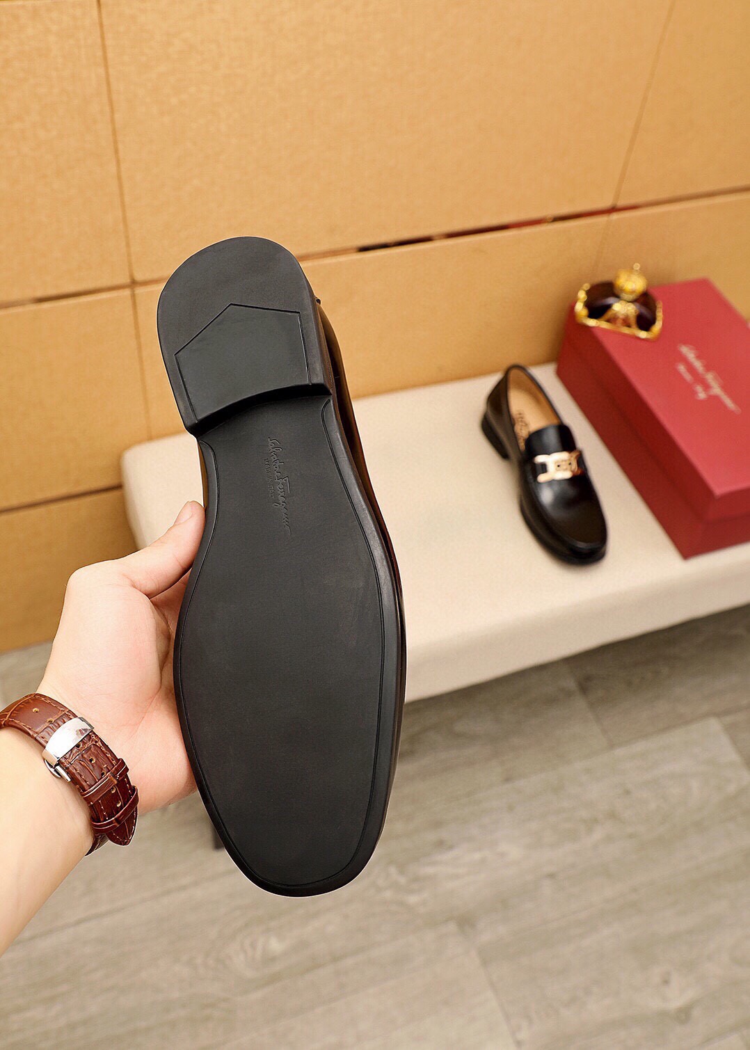 Stylish Men's Black Leather Loafers with Iconic Buckle - Ferragamo Style 10 i1744863434 2582 8