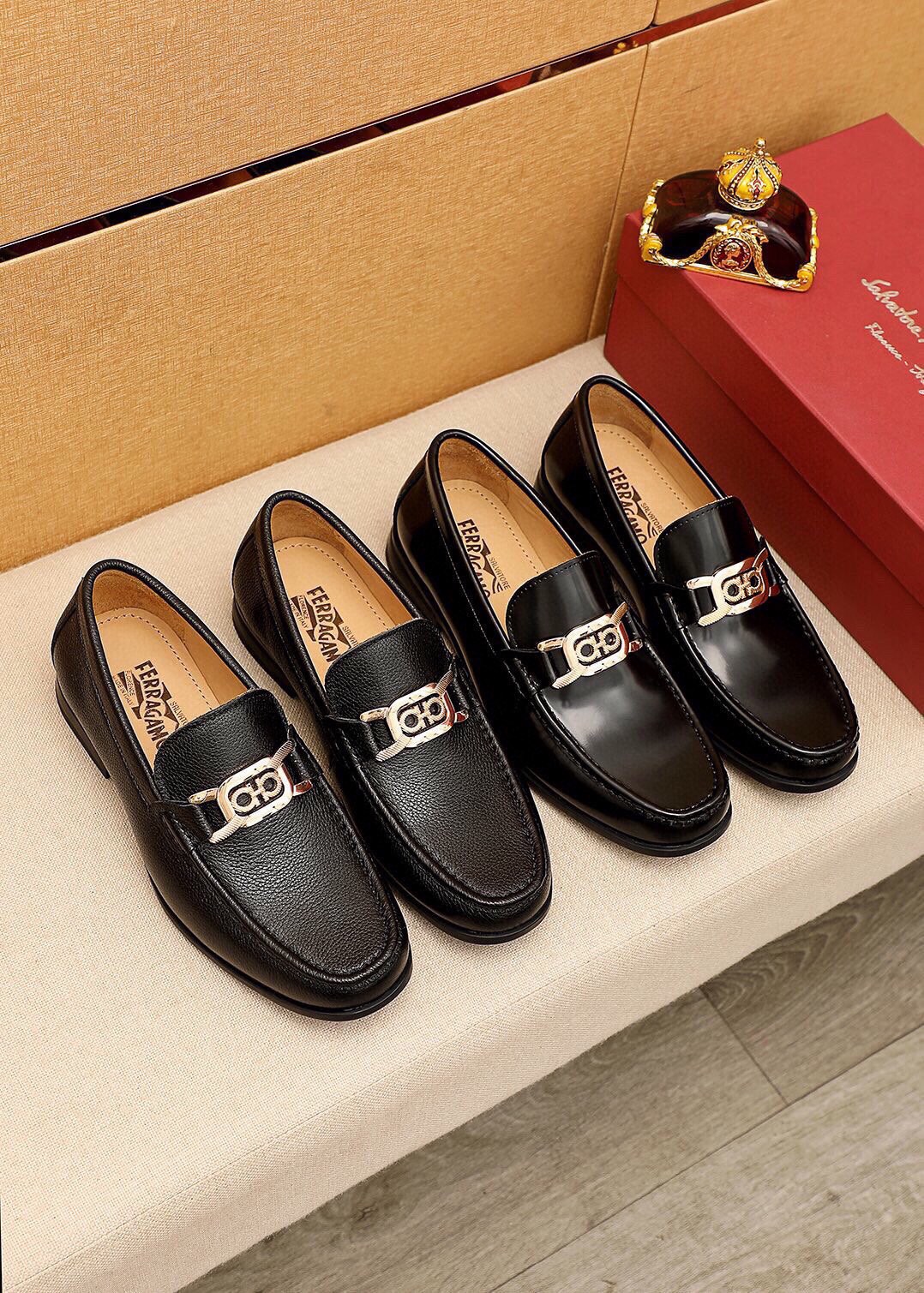 Stylish Men's Black Leather Loafers with Iconic Buckle - Ferragamo Style 6 i1744863434 7988 4