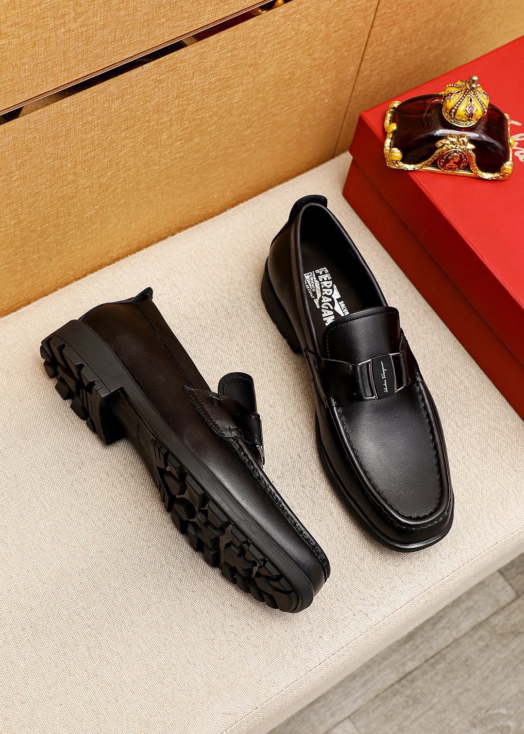 Salvatore Ferragamo Men's Leather Loafers Classic Buckle, Black, Sizes 38-44 3 i1744863500 2578 1