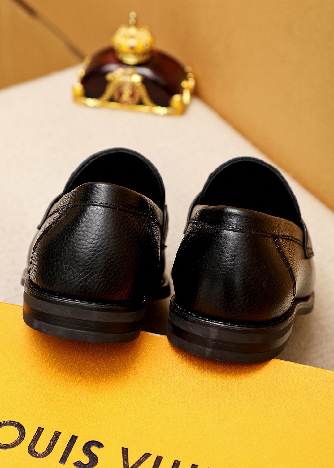 Louis Vuitton Men's Casual Leather Loafers with Embossed Monogram 9 i1744863612 713 7