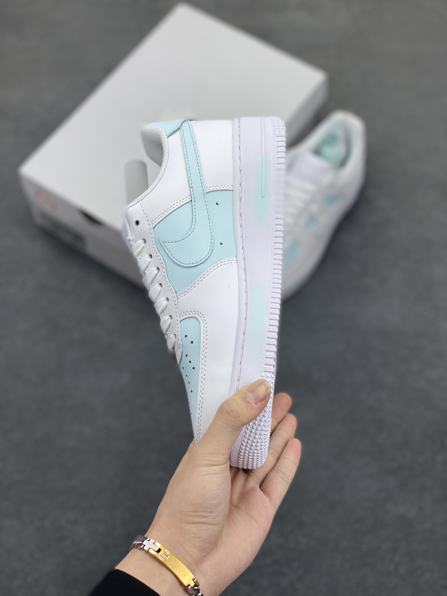 图片[3]-Nike Air Force 1 Low’07 A8系列 白天蓝 喷绘 空军一号低帮休闲板鞋 定制皮料 原厂3D打印 定制鞋盒 原楦原纸板 纯正空军版型 内置全掌气垫 货号：CW2288-111 尺码：36 36.5 37.5 38 38.5 39 40 40.5 41 42 42.5 43 44 44.5 45-选品中心