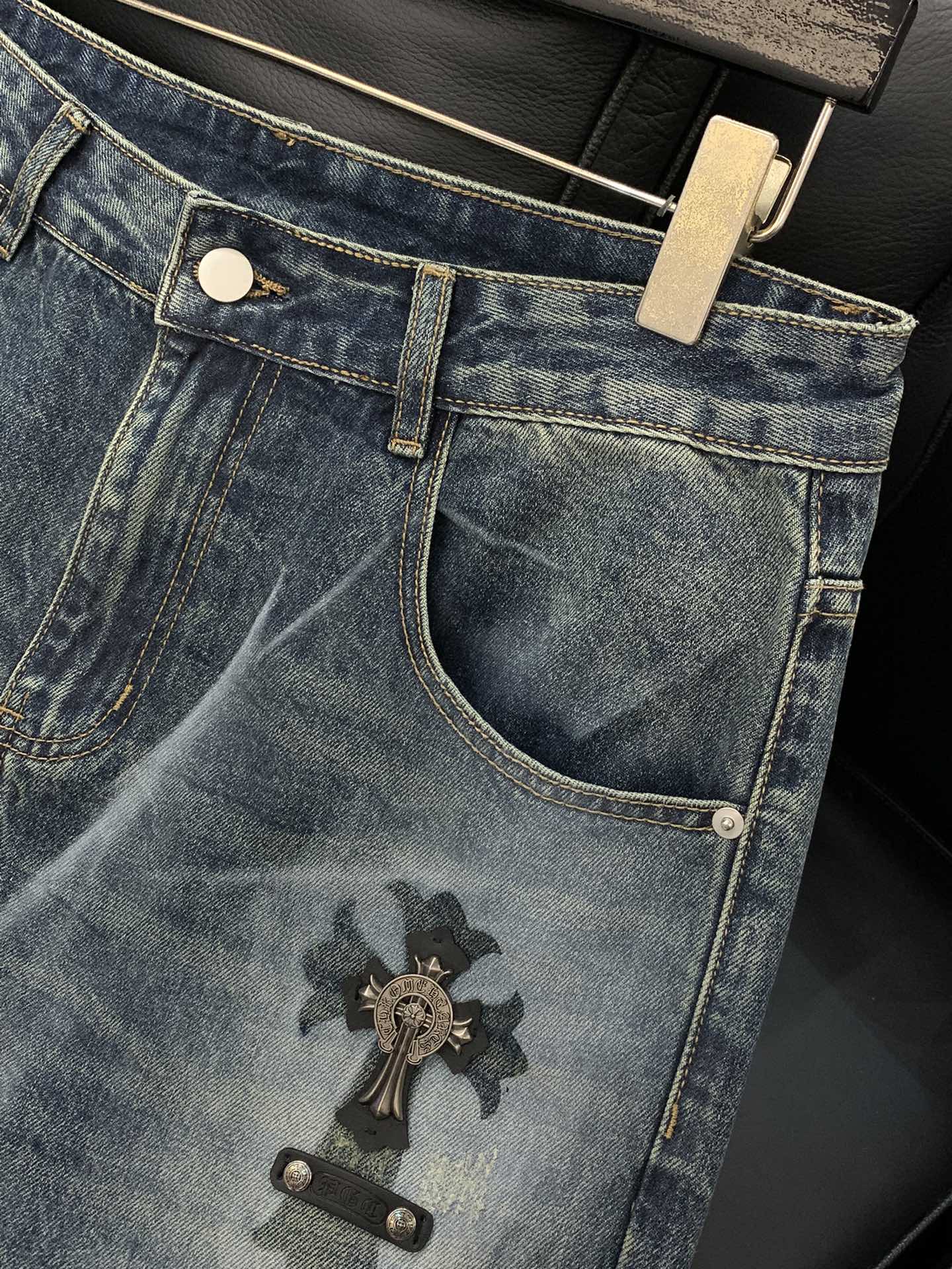 ，Chrome Hearts 克罗心，2025春季新品，专柜同步有售，原单狠货，时尚休闲水洗牛仔裤，采用