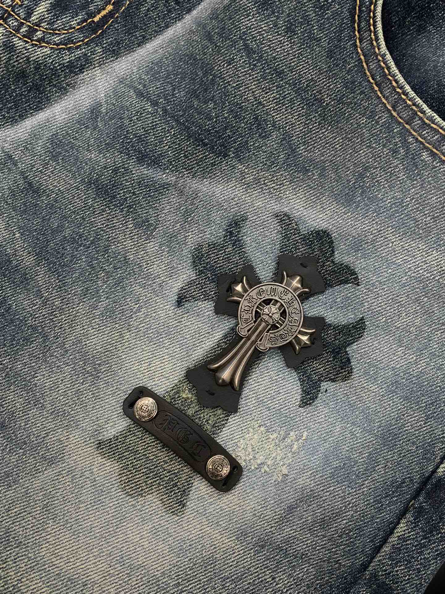 ，Chrome Hearts 克罗心，2025春季新品，专柜同步有售，原单狠货，时尚休闲水洗牛仔裤，采用