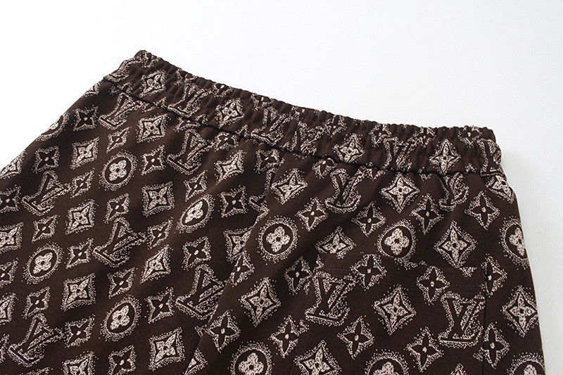 路易威登/Louis Vuitton 夏季新款 满身老花提花面料休闲短裤 黑色/蓝色/咖色