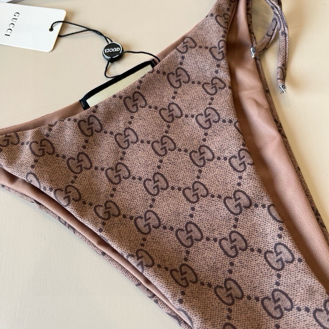 

Gucci古奇比基尼👙，分体泳衣，S M L XL