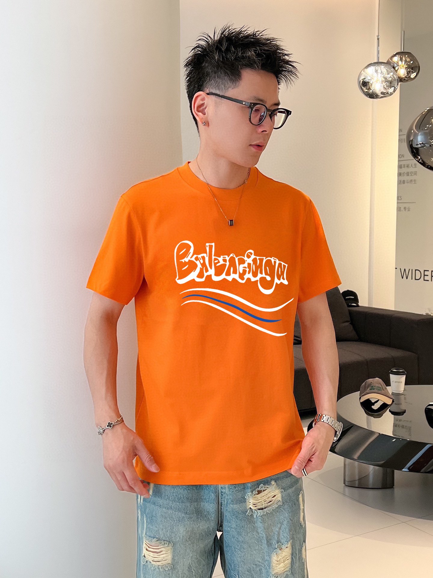 Balenciaga 品牌【BALENCIAGA 巴黎世家】(胖子福音) 男士休闲短袖T恤