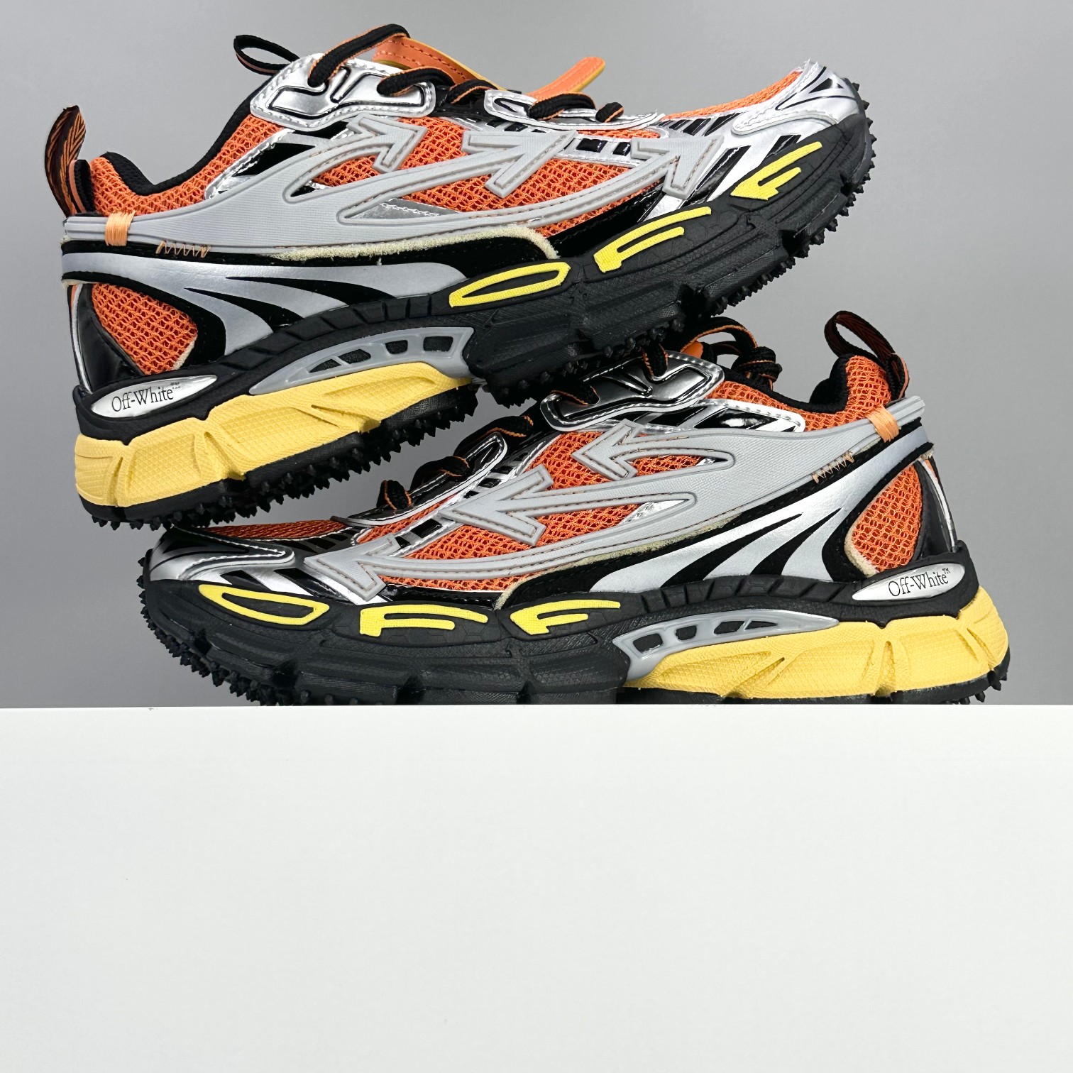 Off-White Men's Odsy-1000 Sneakers Orange Silver, Comfortable and Fashionable 4 a1744913058666 8755