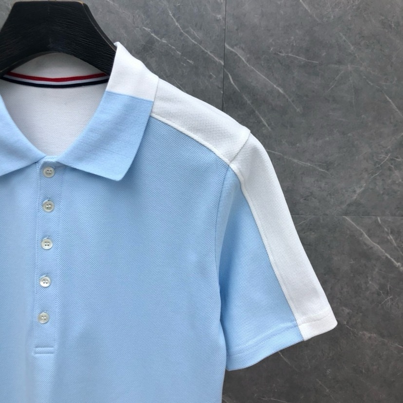 🔥THOM BROWNE 汤姆布朗 TB前后拼色朱地翻领POLO衫，短袖翻领T恤套装\n可配套装\n码数