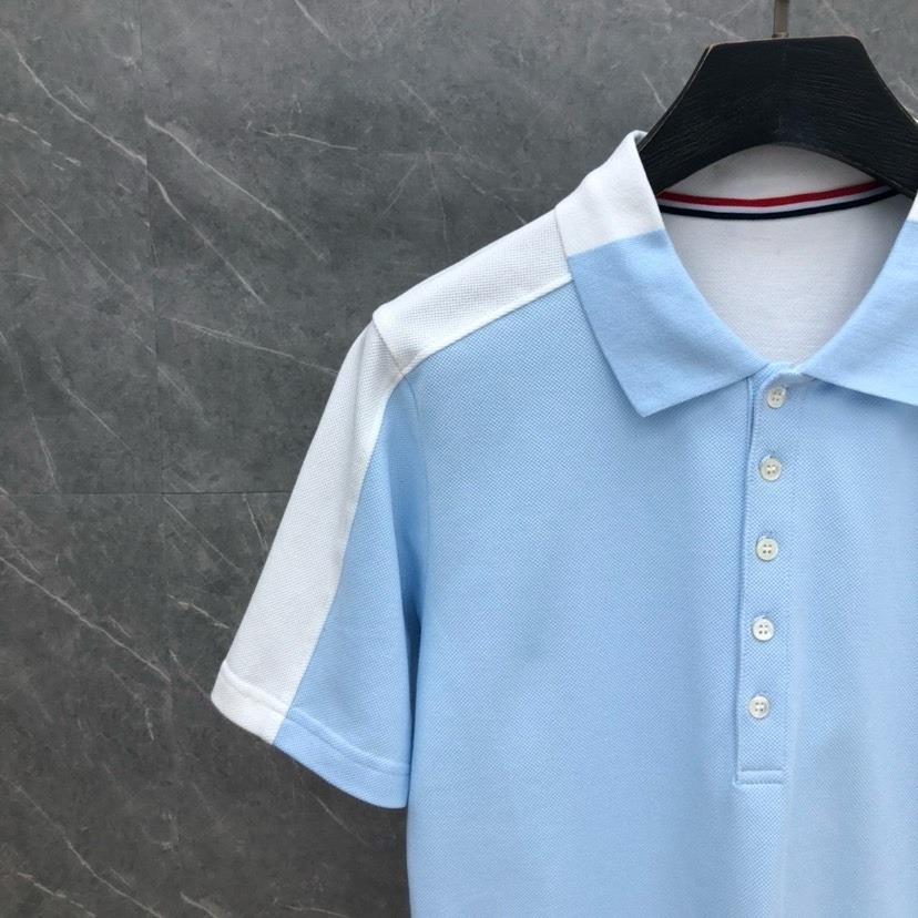 🔥THOM BROWNE 汤姆布朗 TB前后拼色朱地翻领POLO衫，短袖翻领T恤套装\n可配套装\n码数
