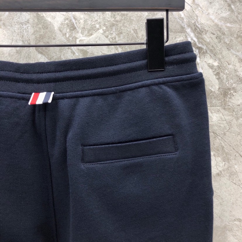 🔥THOM BROWNE 汤姆布朗 TB\n基本款色织卫裤休闲裤  可配套装\n\n码数：00-6 颜色