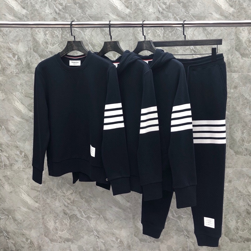 🔥THOM BROWNE 汤姆布朗 TB\n基本款色织卫裤休闲裤  可配套装\n\n码数：00-6 颜色
