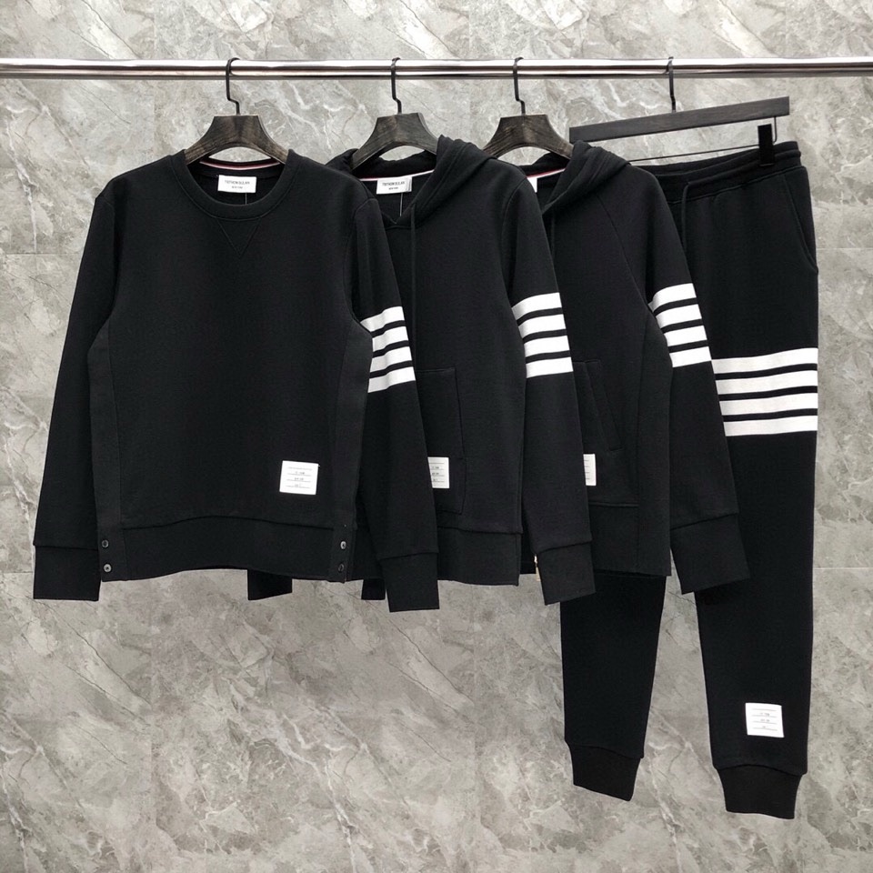 🔥THOM BROWNE 汤姆布朗 TB\n基本款色织卫裤休闲裤  可配套装\n\n码数：00-6 颜色
