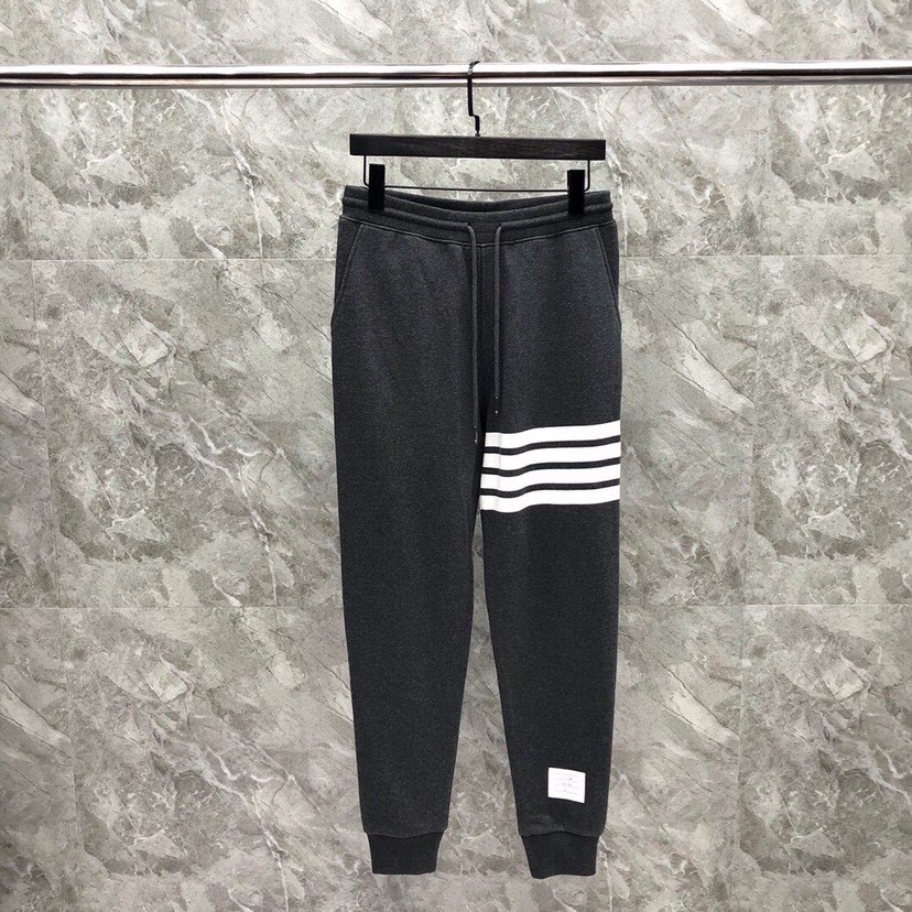 🔥THOM BROWNE 汤姆布朗 TB\n基本款色织卫裤休闲裤  \n\n码数：00-6 颜色：7色\