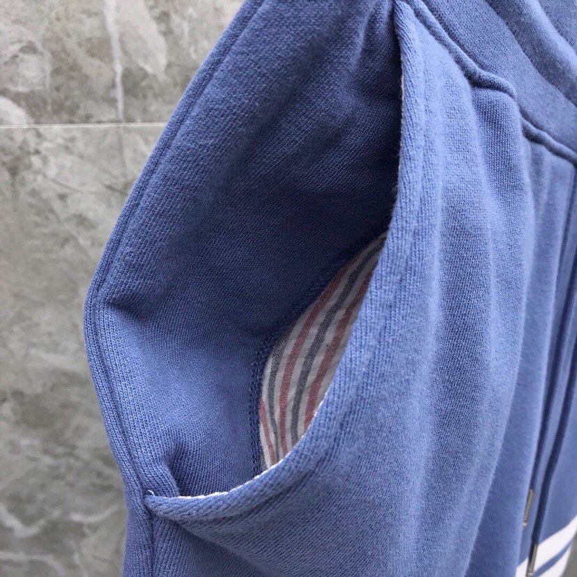 🔥THOM BROWNE 汤姆布朗 TB\n基本款色织卫裤休闲裤  \n\n码数：00-6 颜色：7色\