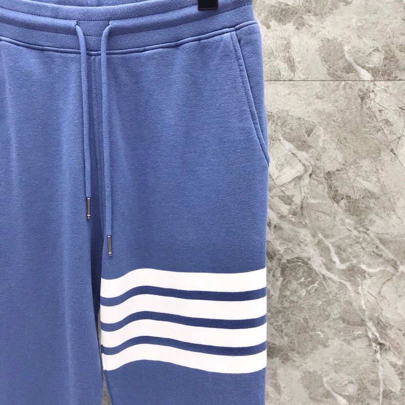 🔥THOM BROWNE 汤姆布朗 TB\n基本款色织卫裤休闲裤  \n\n码数：00-6 颜色：7色\