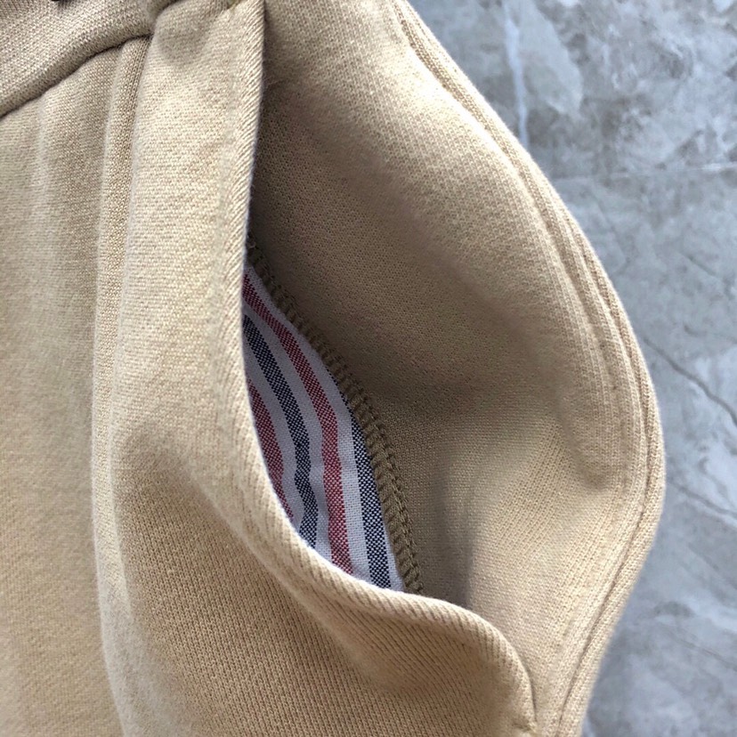 🔥THOM BROWNE 汤姆布朗 TB\n基本款色织卫裤休闲裤  可配套装\n\n码数：00-6 \n