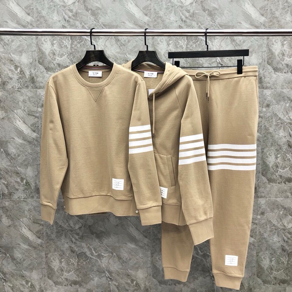 🔥THOM BROWNE 汤姆布朗 TB\n基本款色织卫裤休闲裤  可配套装\n\n码数：00-6 \n
