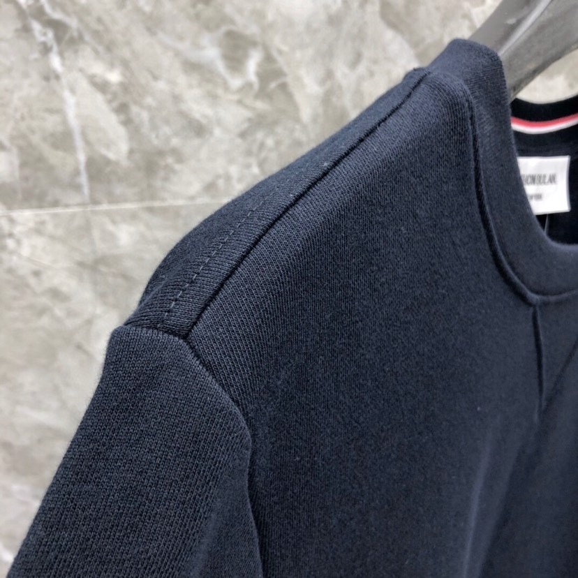 🔥THOM BROWNE 汤姆布朗 TB基本款圆领卫衣，男女同款情侣款 可配套装\n\n码数：00-6 