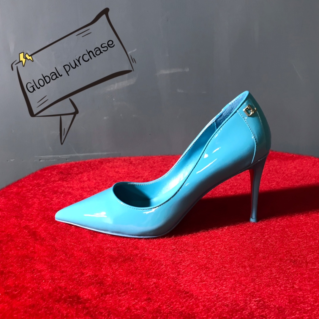 NO:100667,High-end customization 2025 spring and summer classic model H8.5Cm, size 34-42. Customized model, no return or exchange on the official website. 9039-Blue Qi leather and blue sheepskin, standard European code Reference:9039- Color: blue/blue Material:ptent Lining:goat leaves Heel height:8.5Cm Sole:leather sole Size:EUR 34-42 (US 4-11):,,christian louboutin,sheepskin19860909高端订制 2025春夏精典款 H8.5Cm,尺码34-42码.订制款,官网同步不退不换.9039-蓝柒皮蓝羊皮里, 标准欧码 Reference:9039- Color:blue/blue Material:prtent Lining:goat leatet Heel heigh:8.5Cm Sole:leather sole Size:EUR 34－42（US 4一11) :,,christian louboutin,sheepskin,Women's Shoes