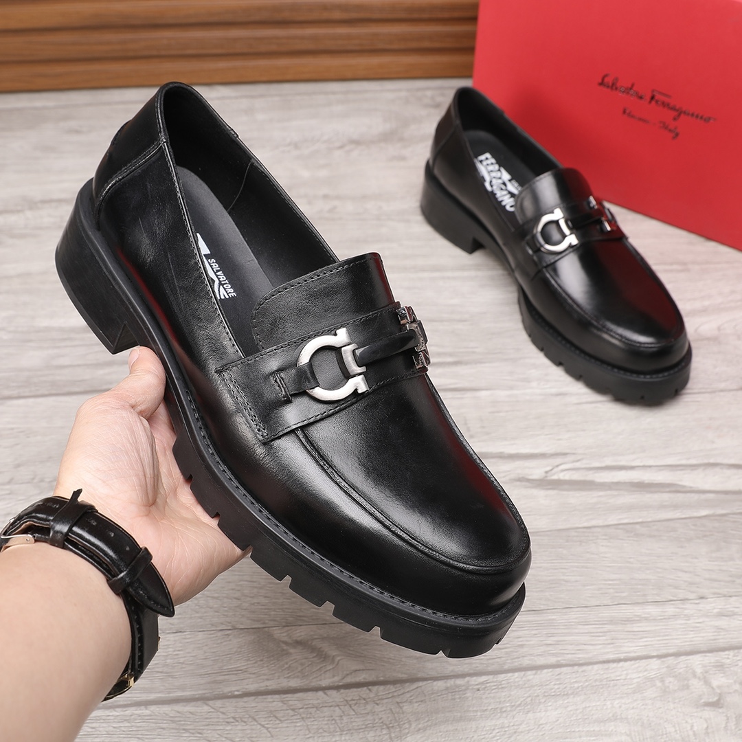 Ferragamo Men's Leather Loafers with Classic Buckle - Black, Sizes 38-44 5 i1744944683 7445 3