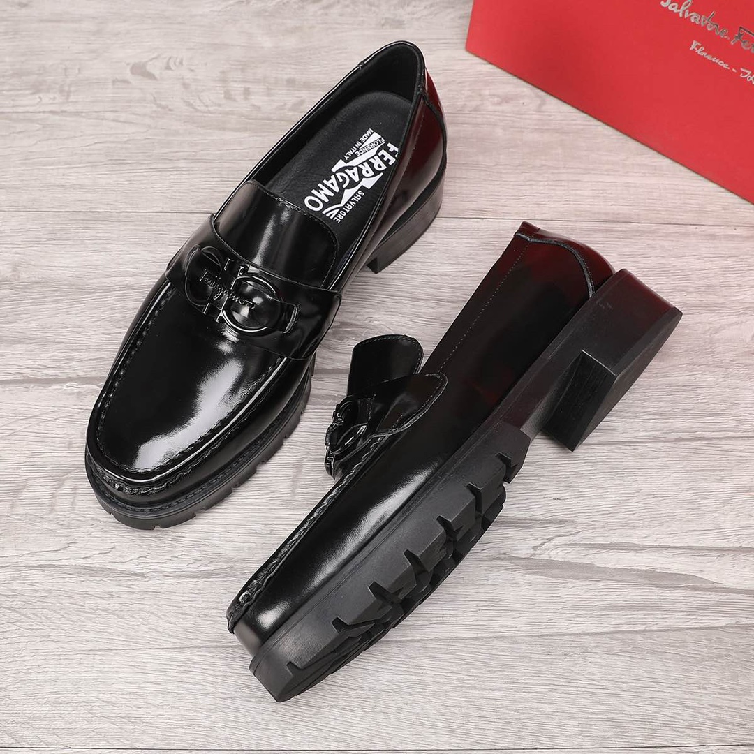 Salvatore Ferragamo Men's Black Leather Loafers with Signature Buckle 3 i1744944776 6465 1