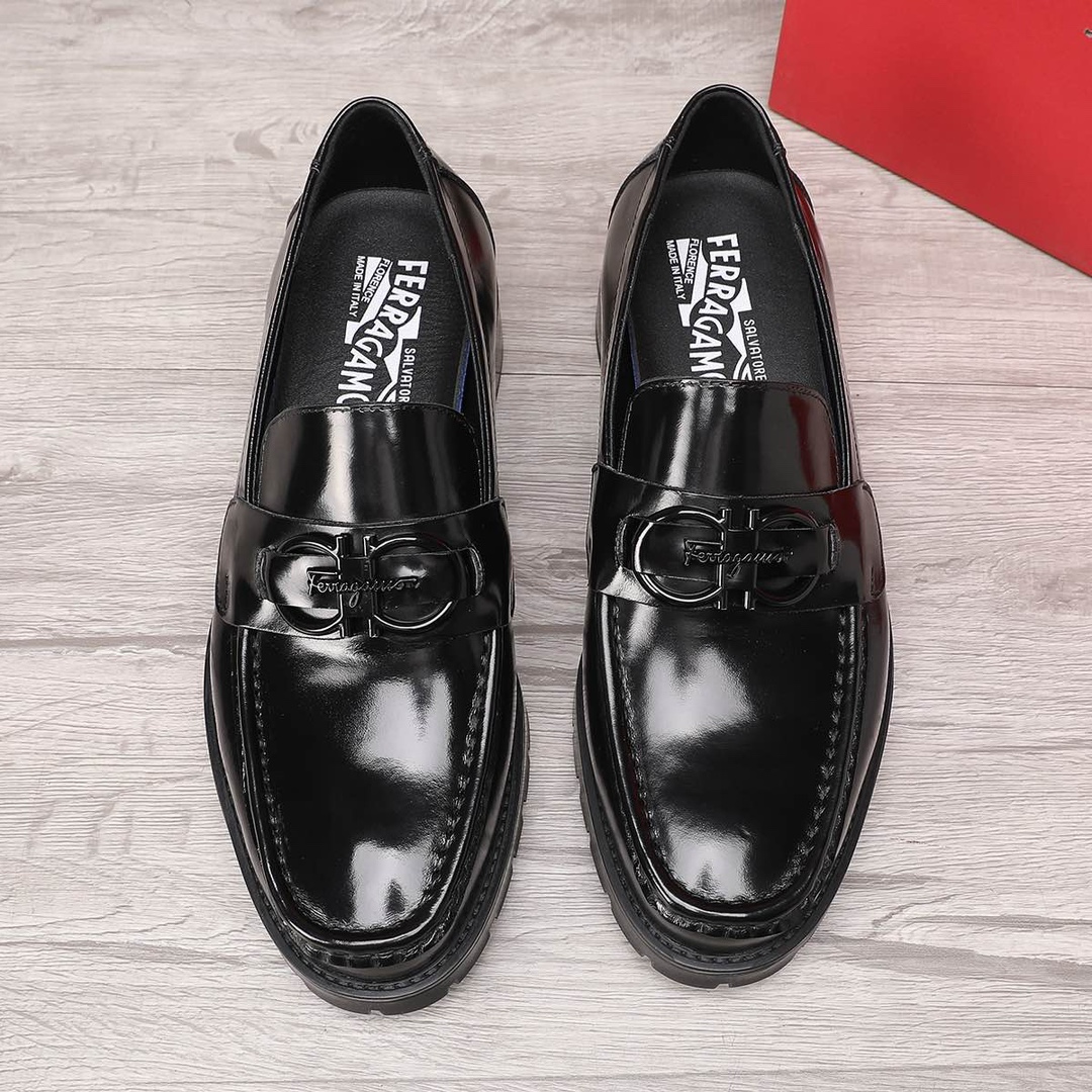 Salvatore Ferragamo Men's Black Leather Loafers with Signature Buckle 6 i1744944776 9374 4