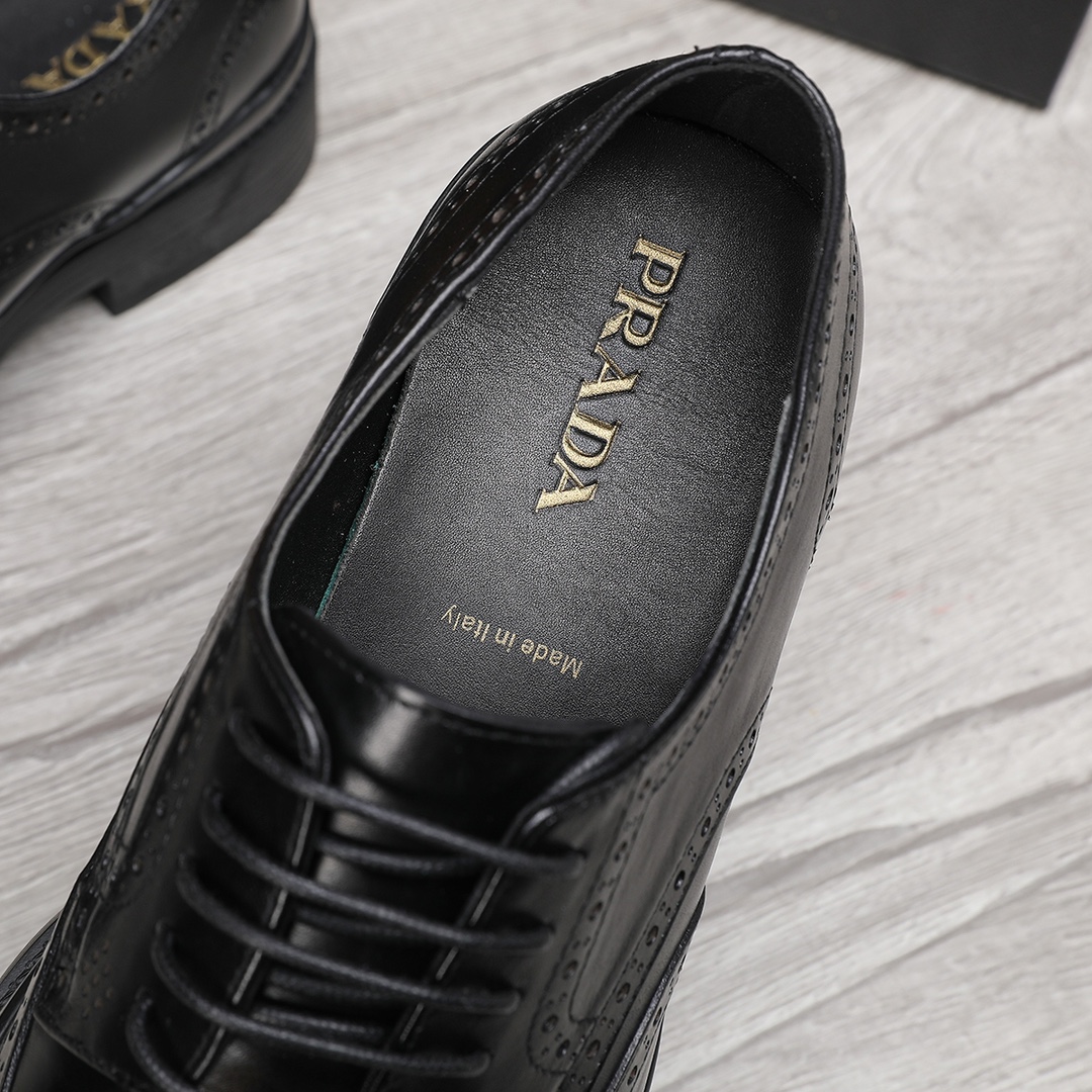 Prada Men's Leather Wingtip Oxford Dress Shoes - Classic Style & Comfort 7 i1744946165 66 5