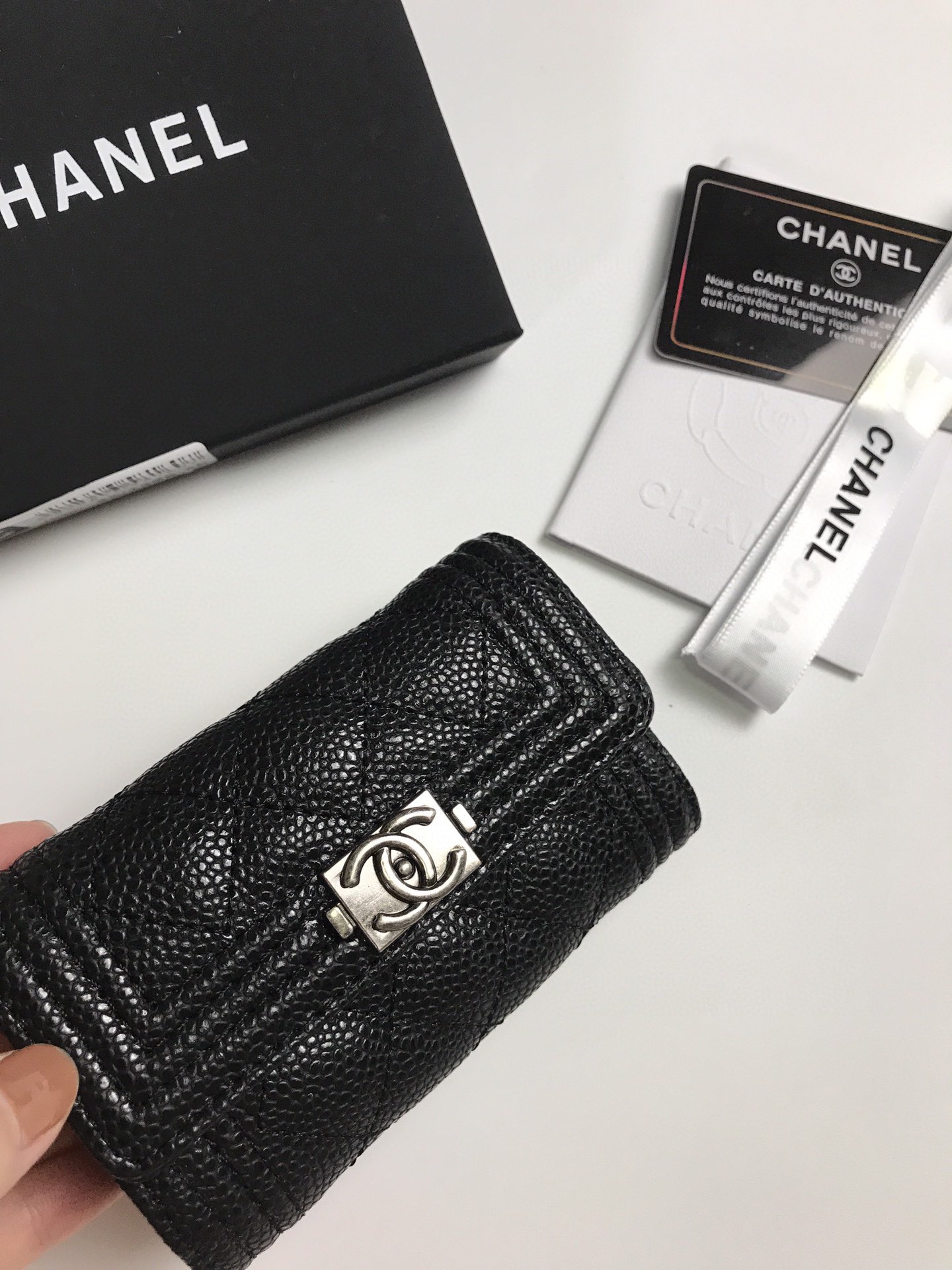 Chanel香奈儿 魚子酱牛皮カードケース 高品質仕立て