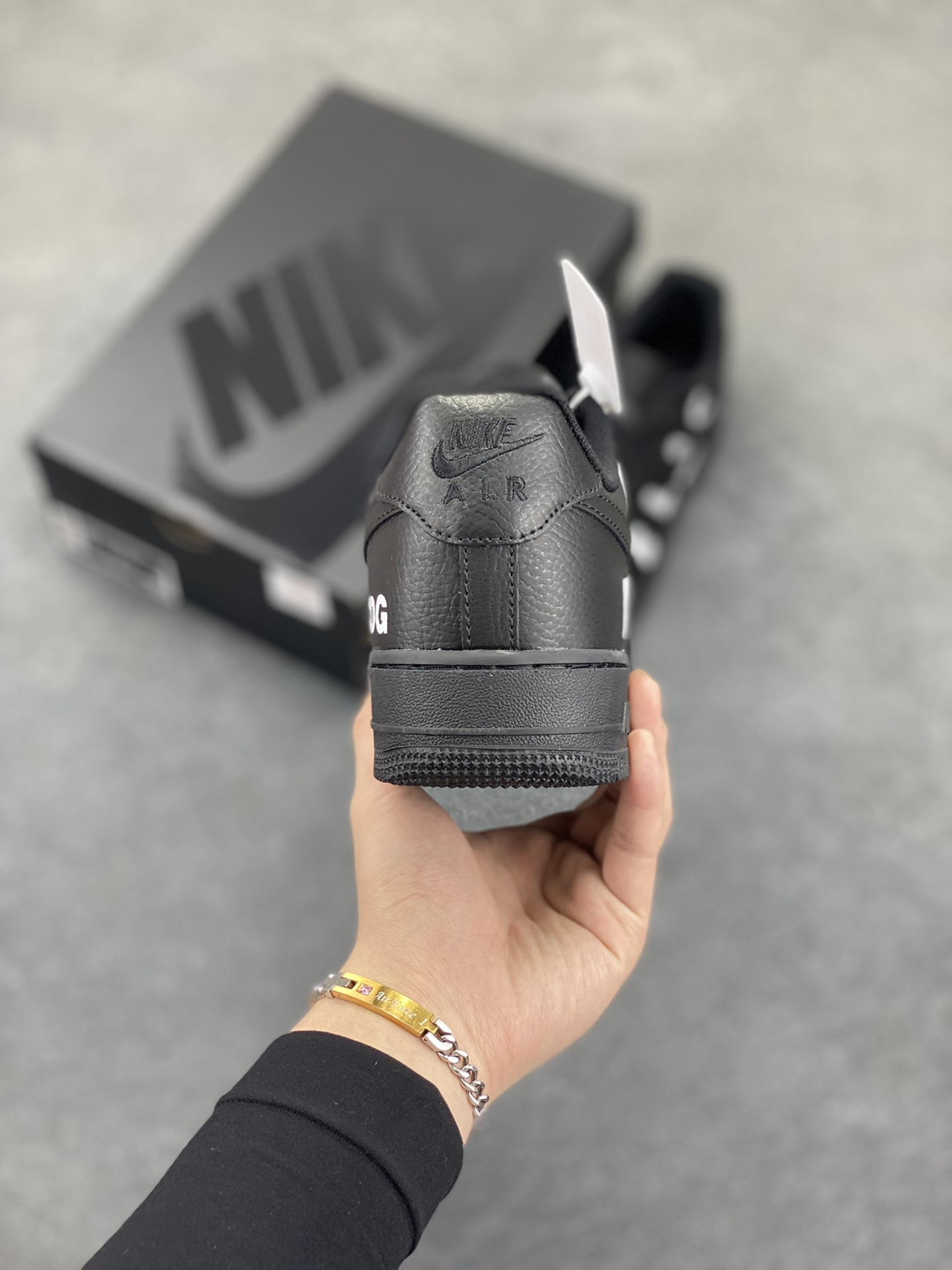 图片[4]-Nike Air Force 1 Low CDG黑 空军一号低帮运动休闲板鞋 原楦头原纸板 打造纯正空军版型#专注外贸渠道 全掌内置蜂窝气垫 #原盒配件 原厂中底钢印、拉帮完美 货号：IB9949-001 尺码：36 36.5 37.5 38 38.5 39 40 40.5 41 42 42.5 43 44 44.5 45-选品中心