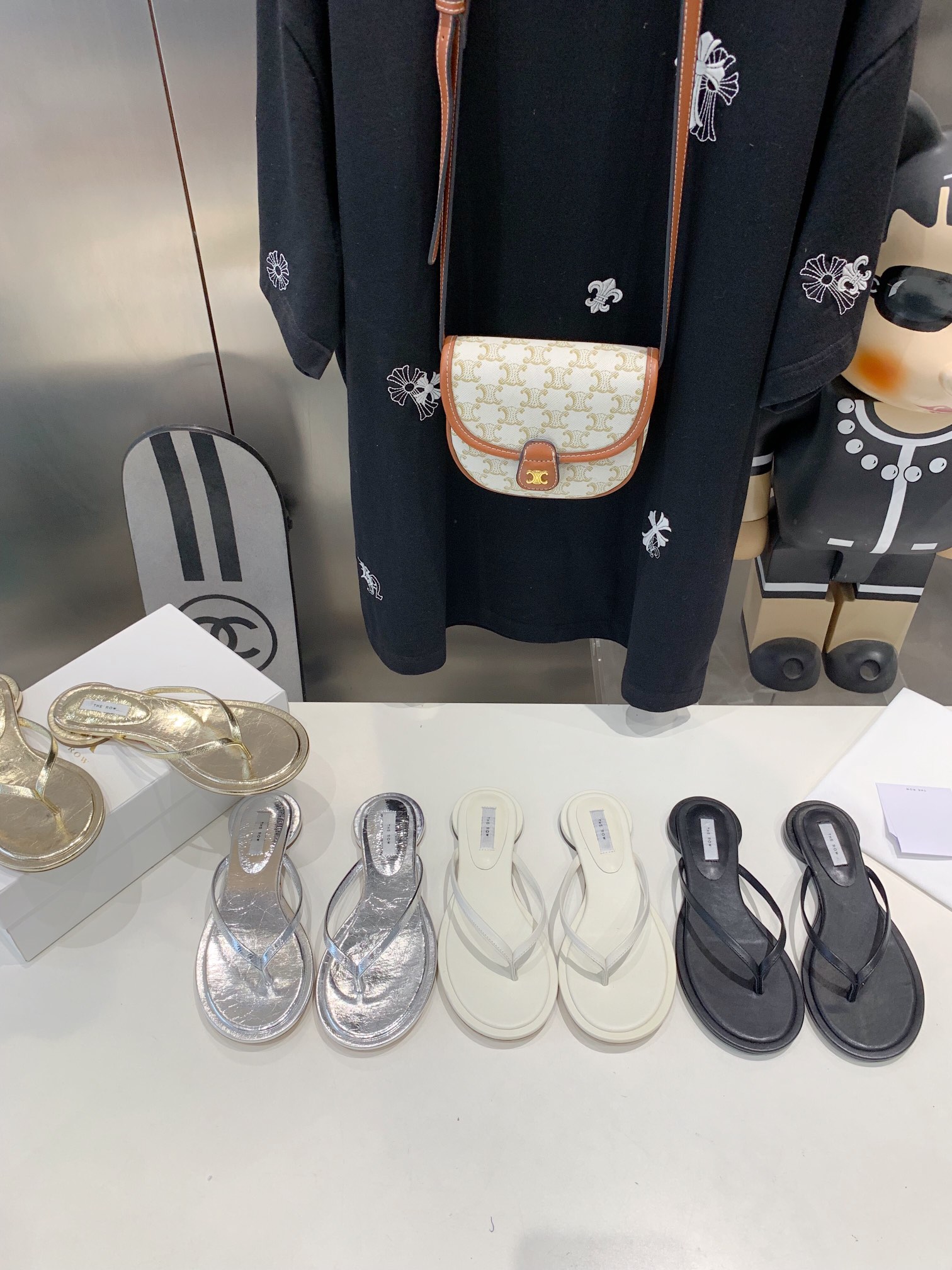 NO:240249,Combination picture, split toe shoes19860909组合图,分趾鞋,Women's Shoes