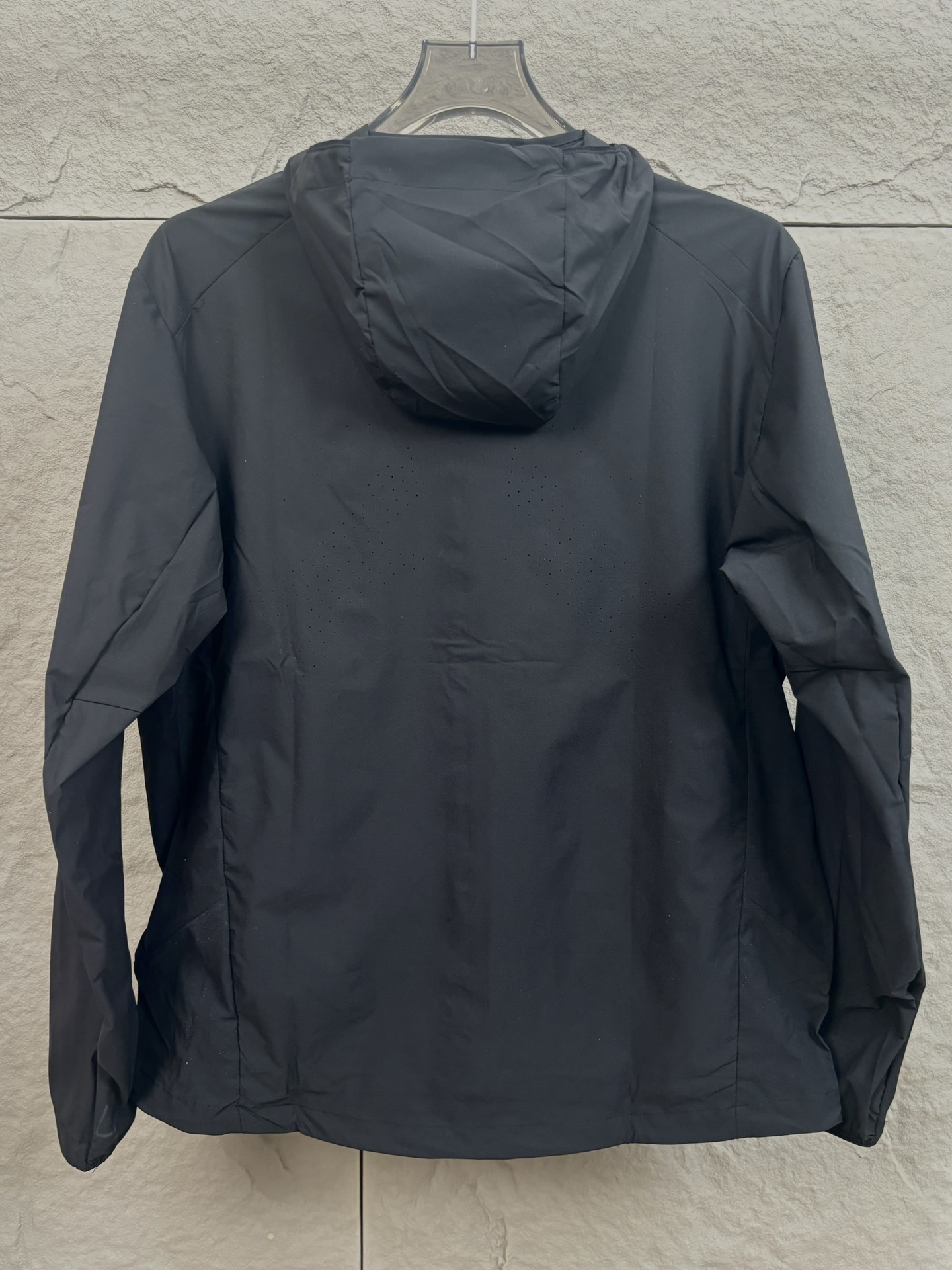 KAILAS Chaqueta Cortavientos Ligera con Protección UV para Senderismo al Aire Libre 8 i1744987449 7279 6