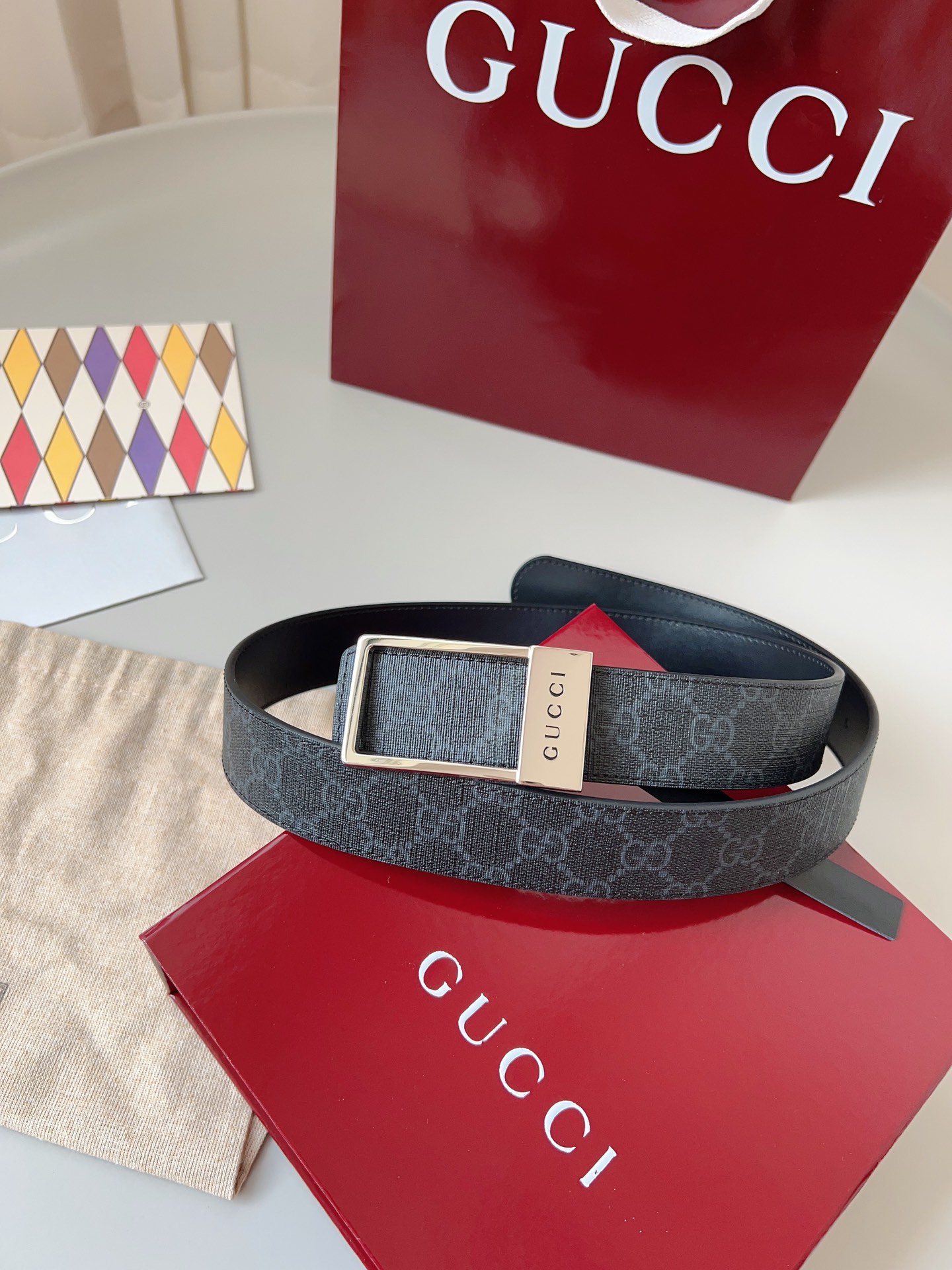 Elegant Gucci GG Supreme Belt with Double G Buckle, Narrow Width, Made in Italy