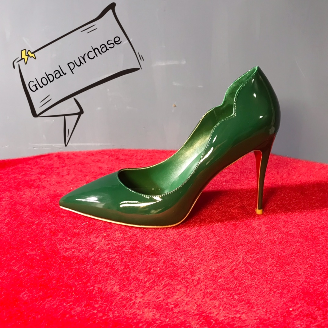 NO:100686,High-end customization 2025 fan classic series!  H12Cm code 34-42.. Custom leather sole is not returned or exchanged. 8050-003. Fan green seven leather, green sheepskin, big bottom trademark buckle. Standard European code Reference:8050-003 Color:green/green Material:patent leather Lining:goat leather Heel height:12Cm Sole:leather sole Size:EU 34-42 (US 4-11):,,christian louboutin,sheepskin,Leather soles19860909高端订制 2025扇面精典系列！ H12Cm码34-42码..真皮大底订制不退不换.8050-003.扇面绿柒皮,绿色羊皮的,大底商标扣. 标准欧码 Reference:8050-003 Color:green/green Material:patent leather Lining:goat leather Heel heigh:12Cm Sole:leather sole Size:EU 34－42（US 4一11) :,,christian louboutin,sheepskin,Leather soles,Women's Shoes