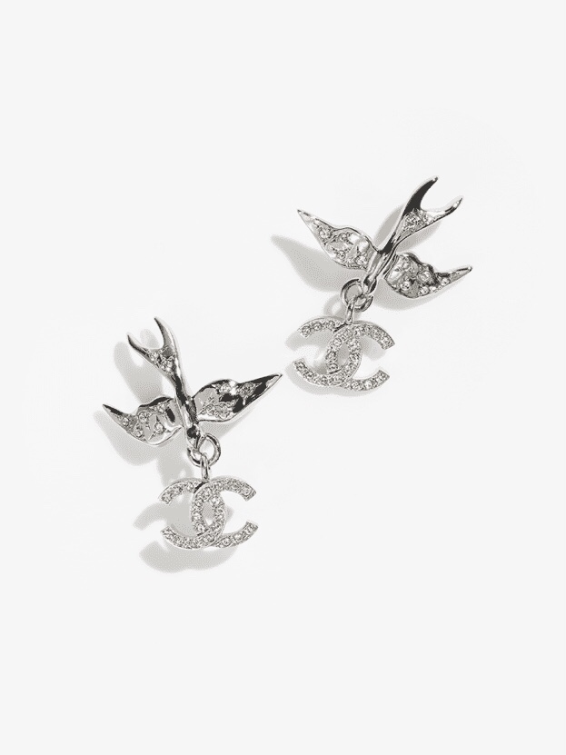 NO:104498,Ch@nel25s new silver flying bird full diamond double C pendant earrings, Chanel earrings, chanel19860909Ch@nel25s新款银色飞鸟满钻双C吊坠耳钉,香奈儿耳钉,chanel,Jewelry