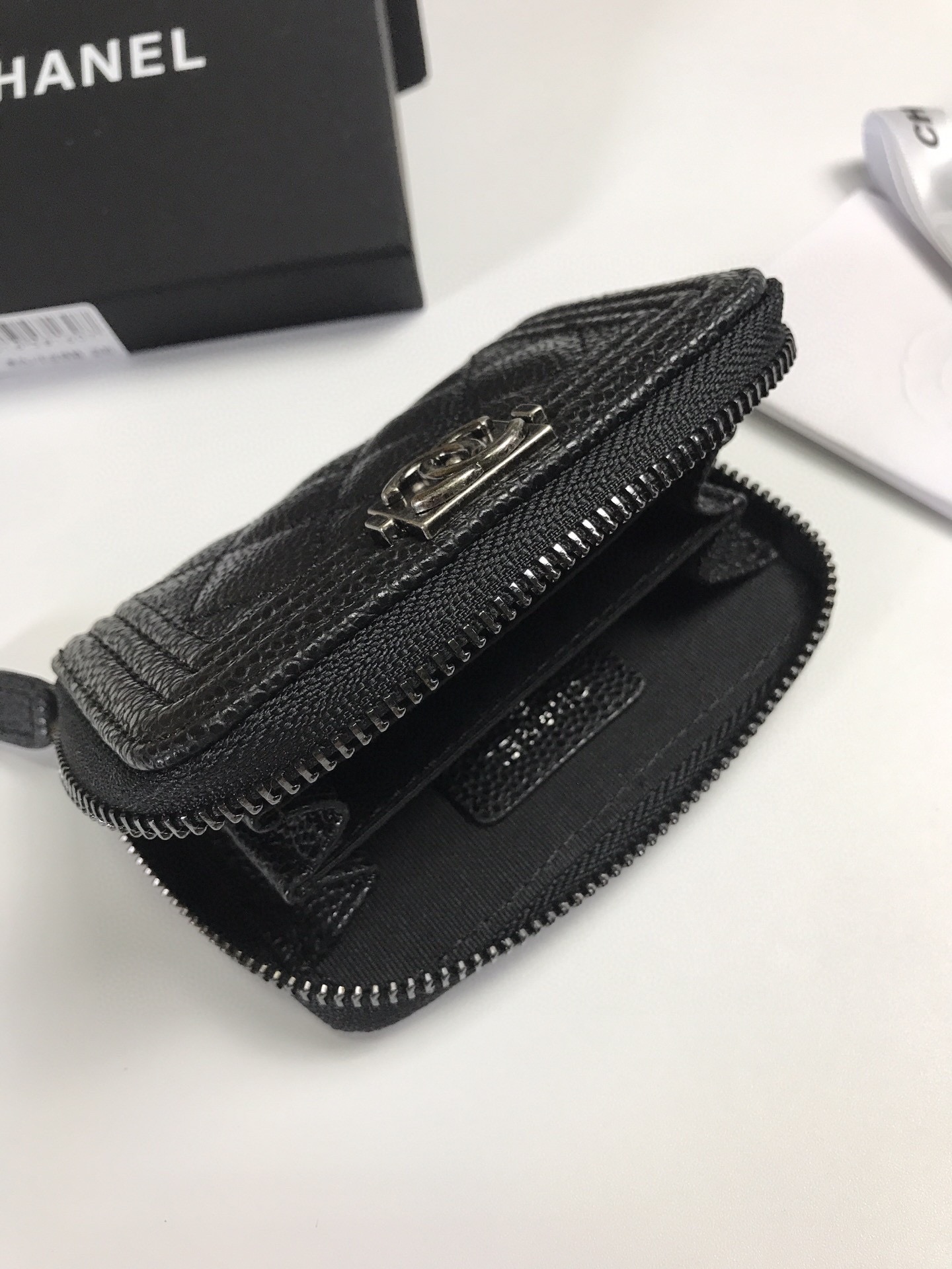 Chanel香奈儿 魚子酱牛皮カードケース 高品質仕上げ