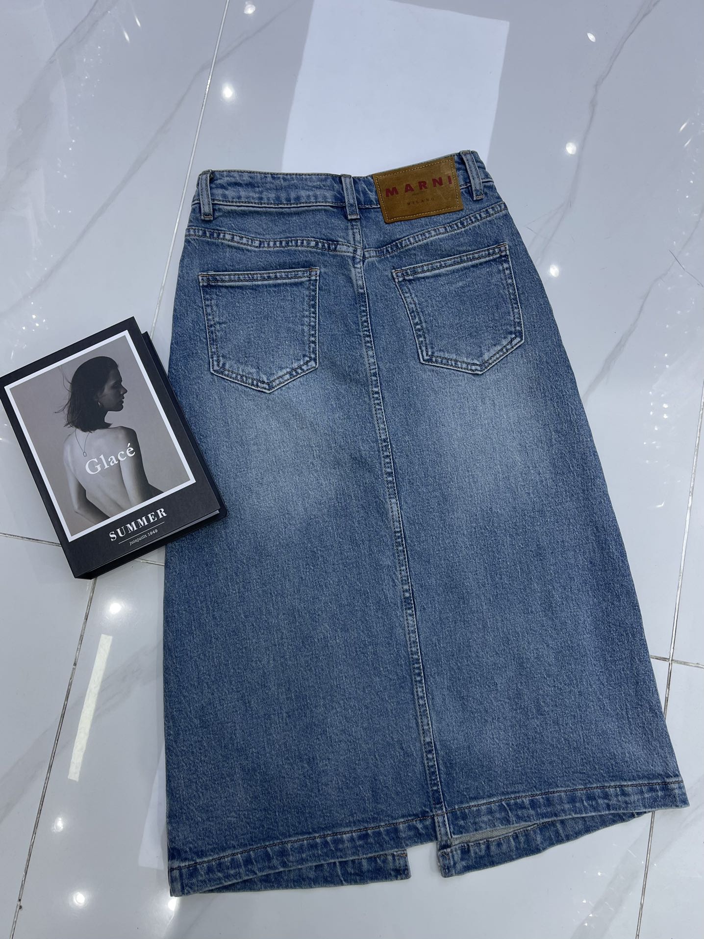 High-End Female Suit: MARN’s Stylish Retro Blue Dress with Exclusive Design - 图片 2